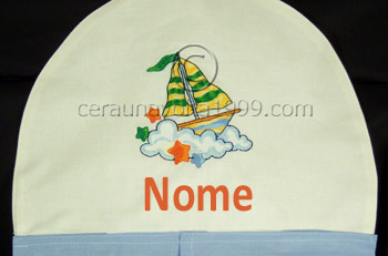 Porta pannolini ricamato personalizzabile CON NOME tema "barchetta".
