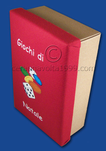 Scatola ricamata personalizzabile tema "Giochi".
