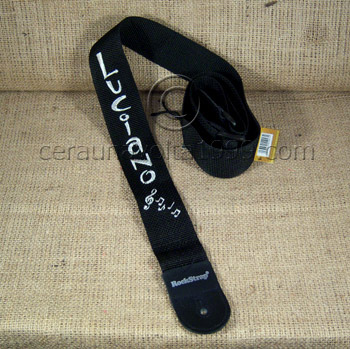 Fascia per chitarra personalizzabile con scritta verticale ricamata.
